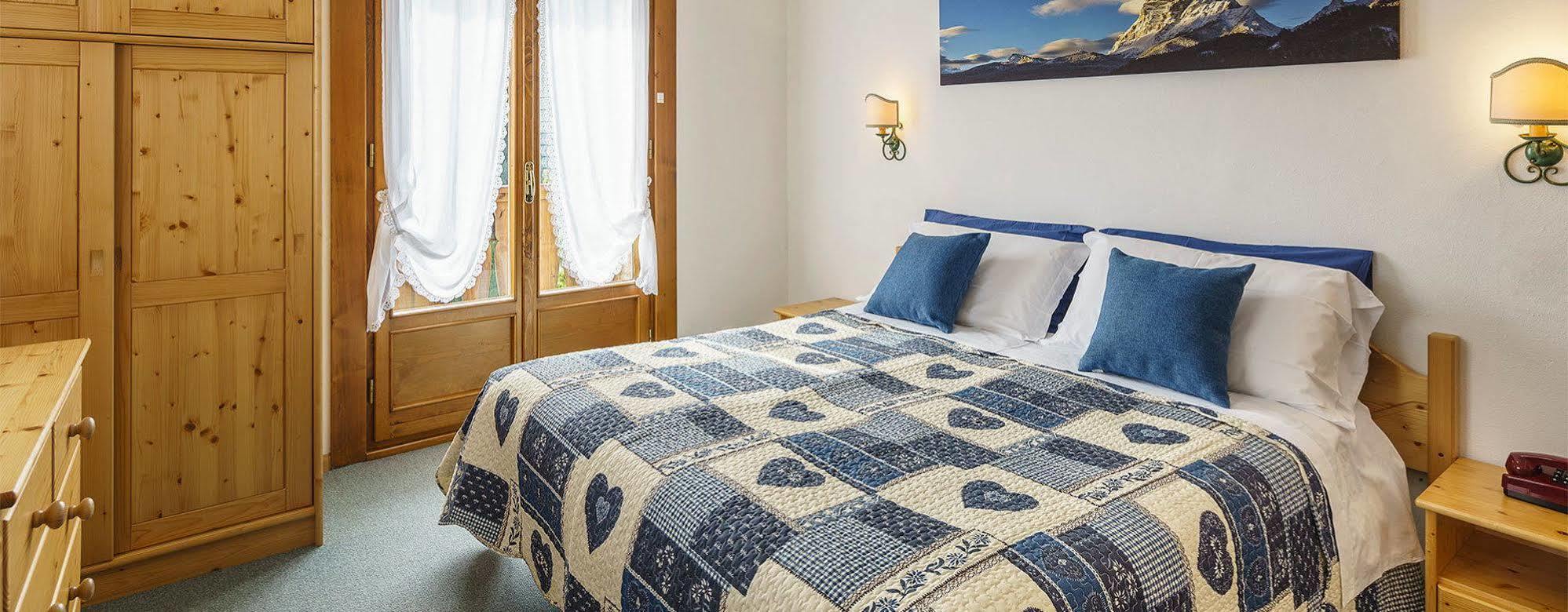 Hotel Roma Сан Вито ди Кадоре Екстериор снимка