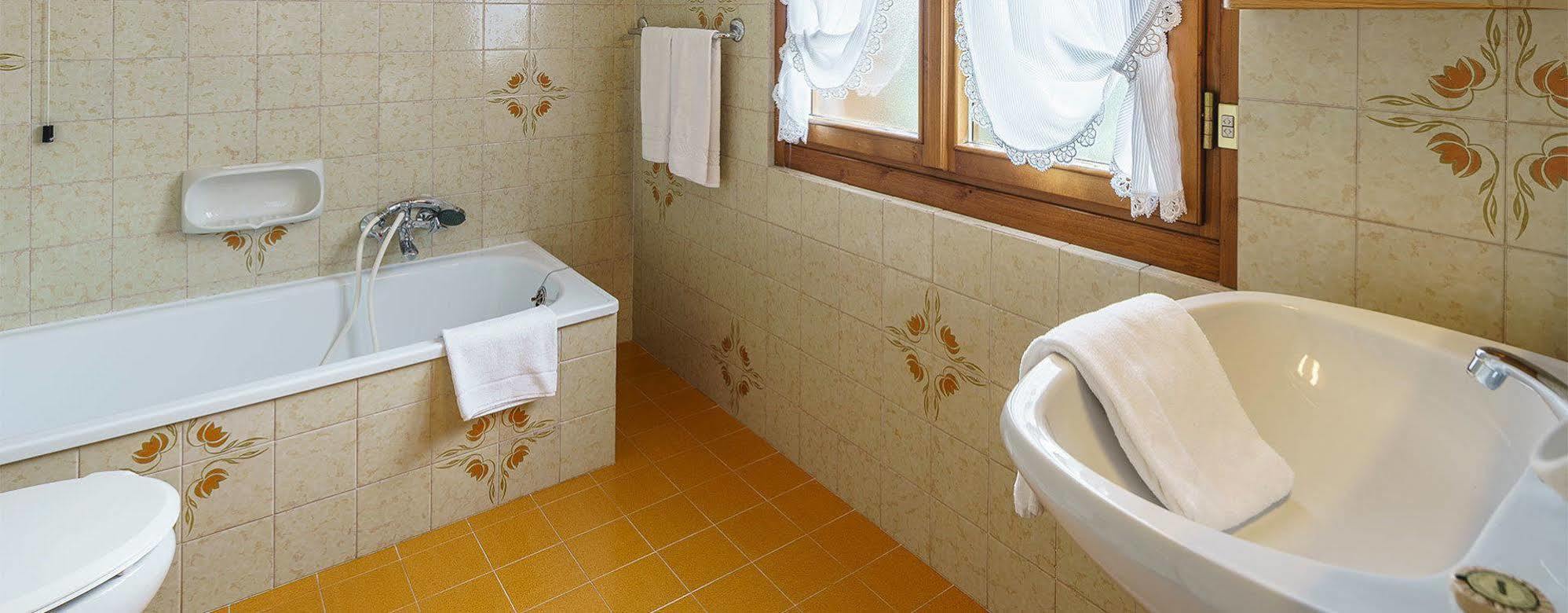 Hotel Roma Сан Вито ди Кадоре Екстериор снимка
